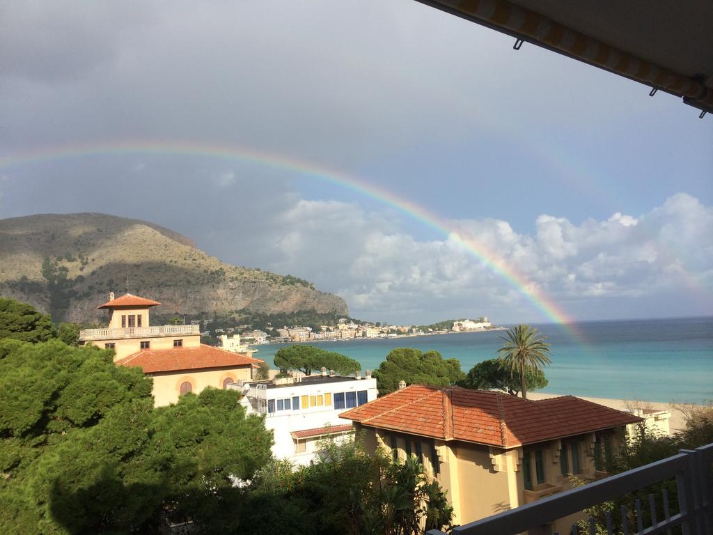 Mondello Luxury Apartment On The Beach Zewnętrze zdjęcie