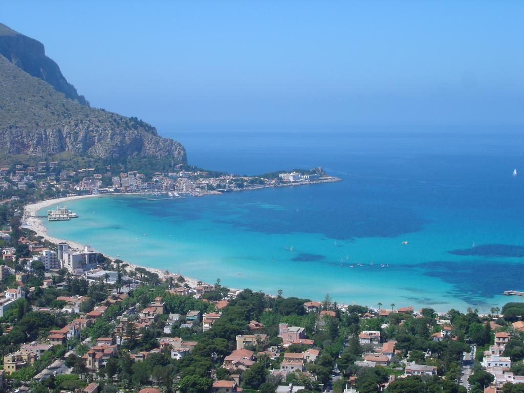Mondello Luxury Apartment On The Beach Zewnętrze zdjęcie